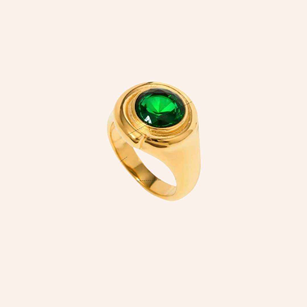 We are Emte - Envy Ring in Emerald