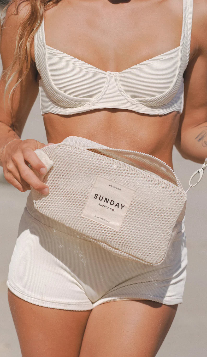 Sunday Supply Co - Mesh Accessories Pouch in Dunes