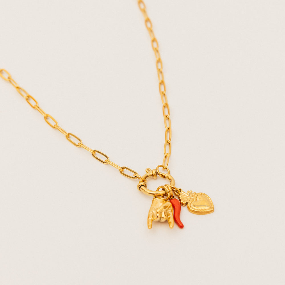 We Are Emte - Spicy Hearts Charm Necklace in Gold Plated