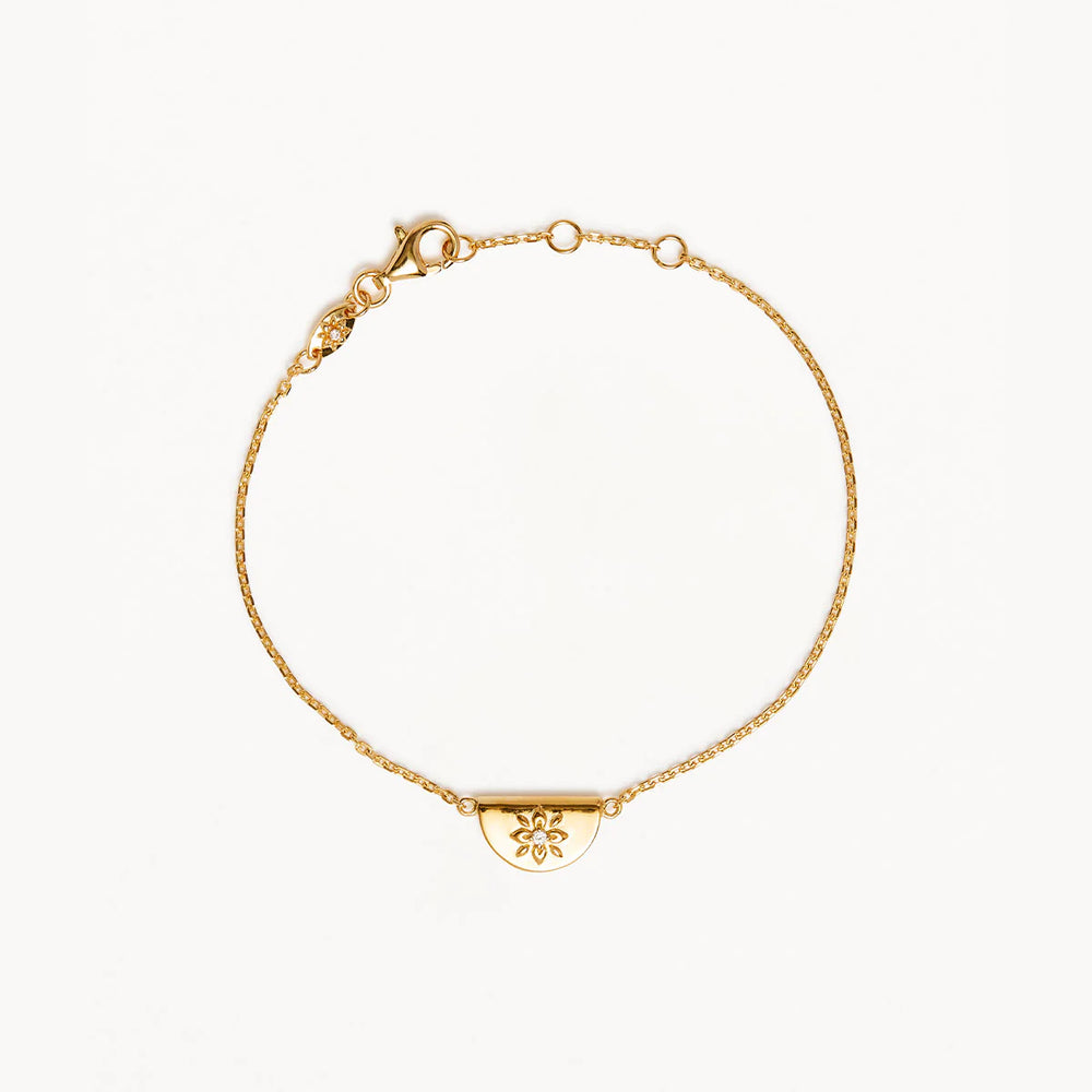 By Charlotte  - Lotus Bracelet in Gold