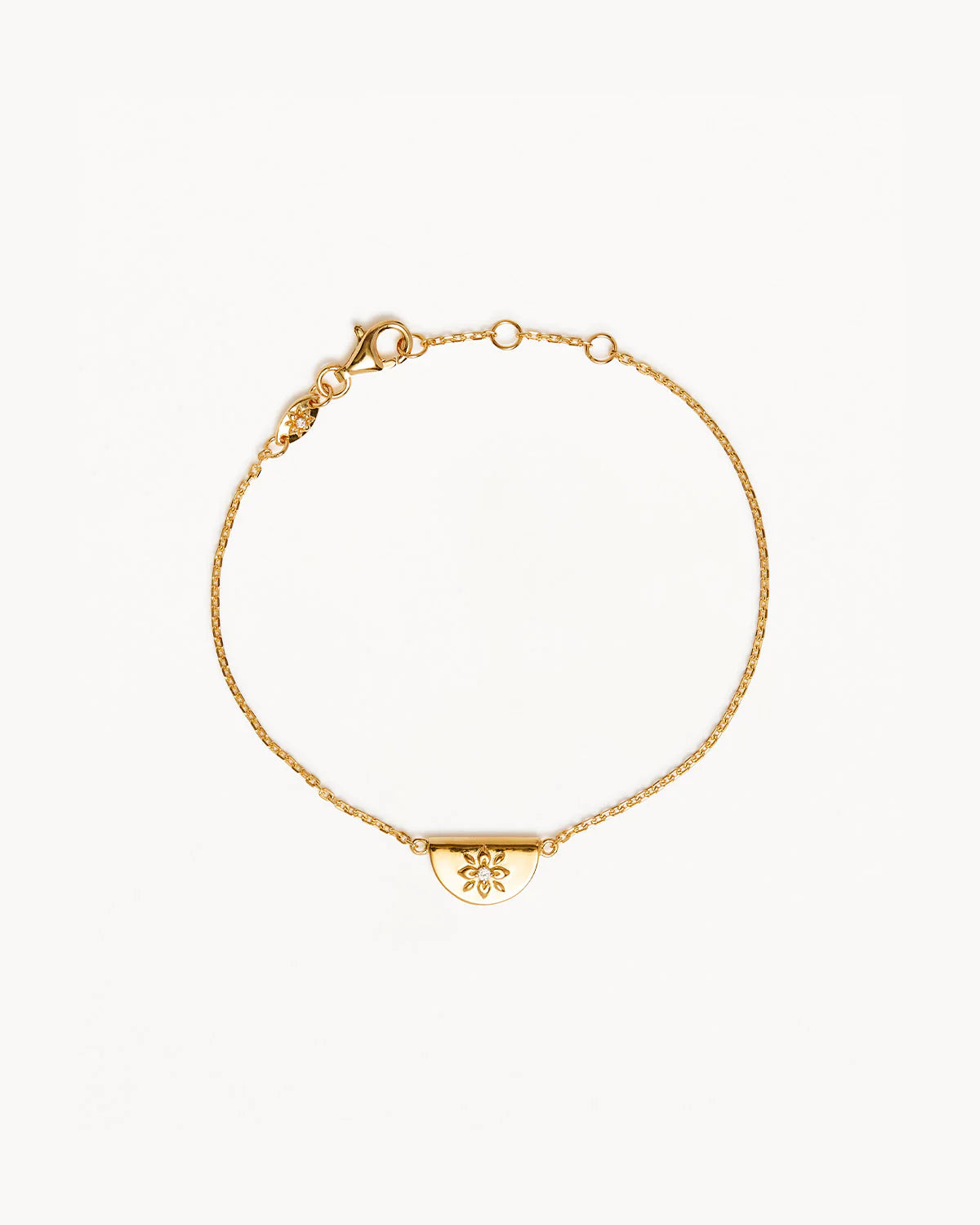 By Charlotte  - Lotus Bracelet in Gold