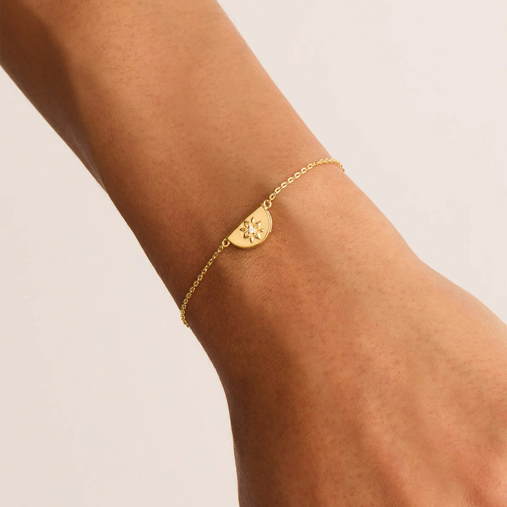 By Charlotte  - Lotus Bracelet in Gold