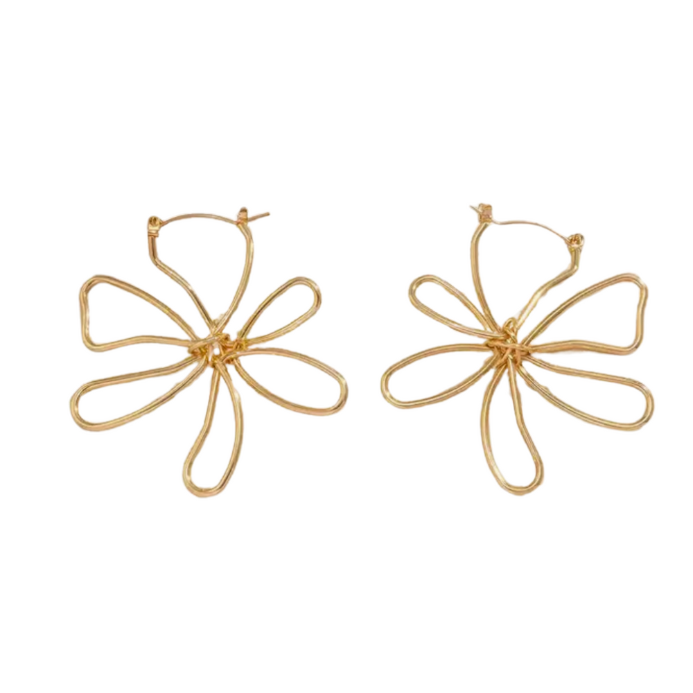 We Are Emte- Flower Hoops in Gold