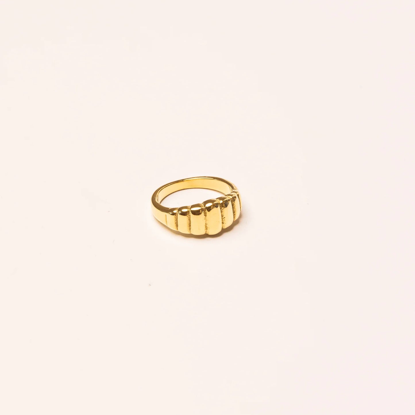 We Are Emte - Florence Ring in Gold