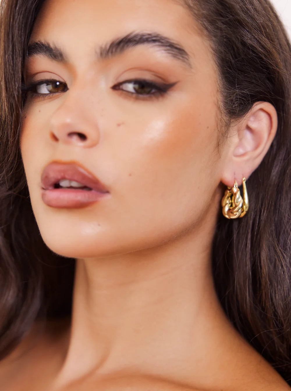 We Are Emte- Swivel Hoops in Gold