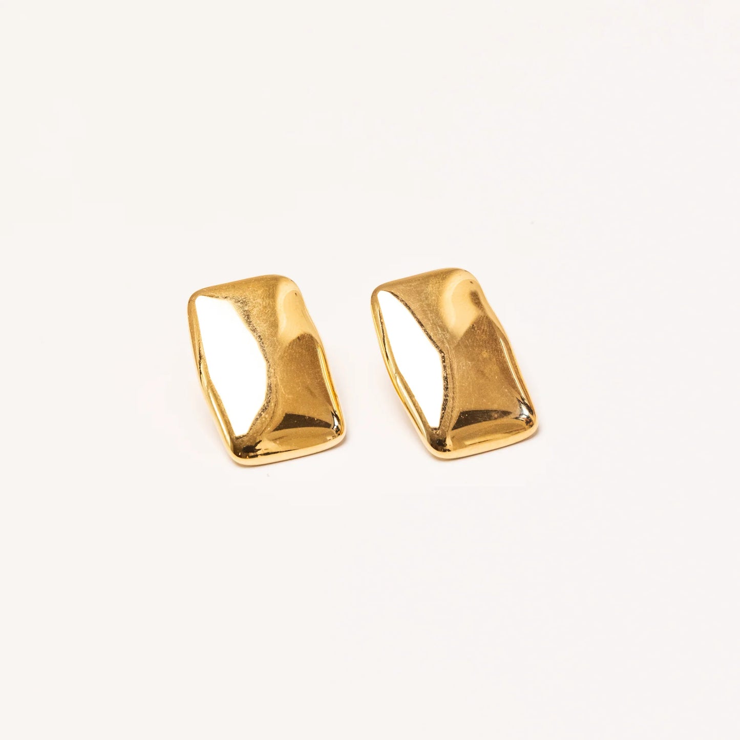 We Are Emte- Rectangular Earrings in Gold