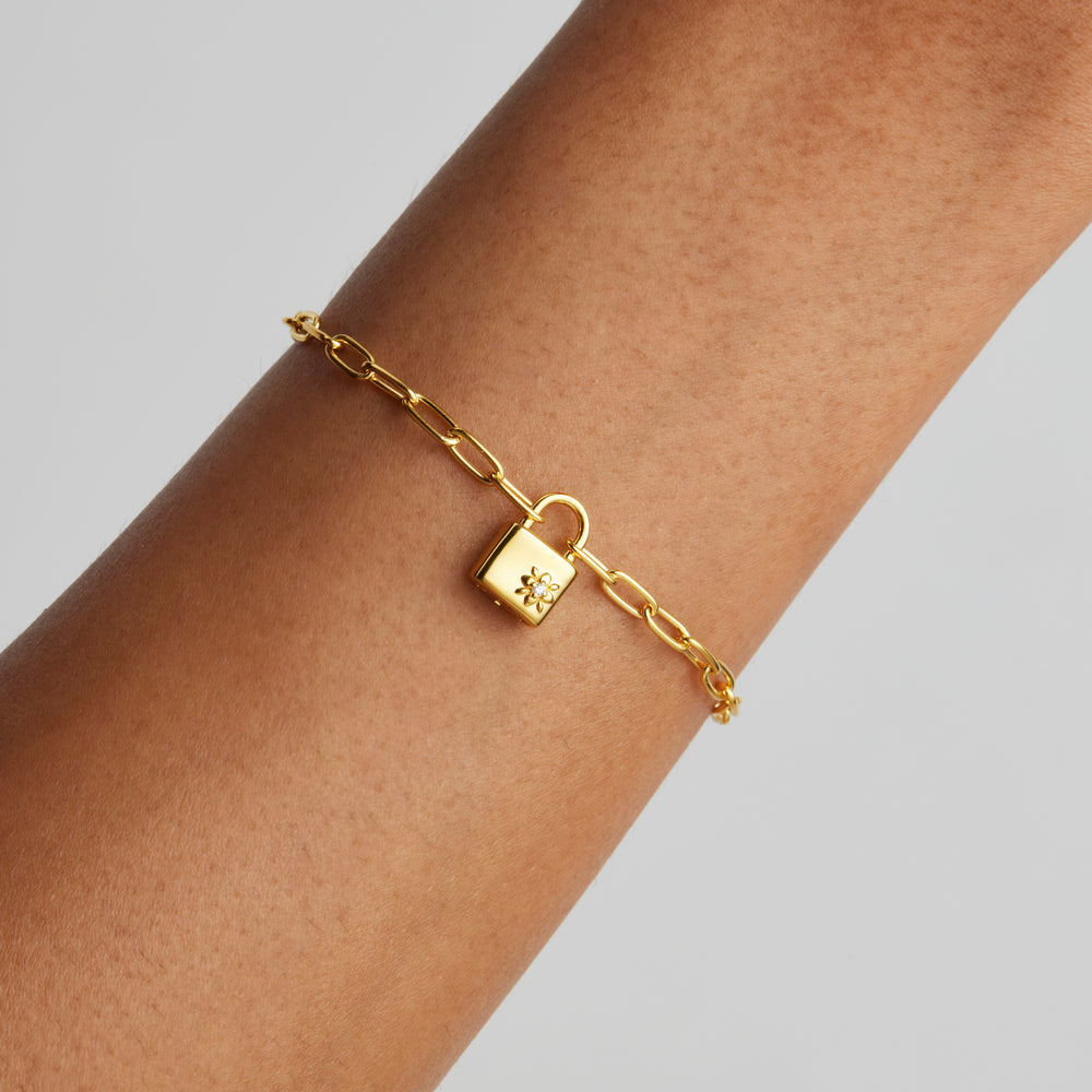 By Charlotte - Promise Of Us Lotus Padlock Bracelet in Gold