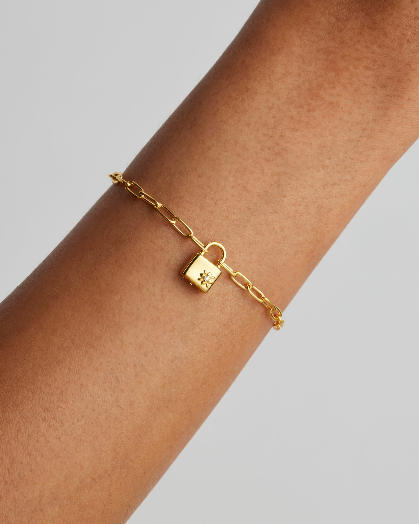 By Charlotte - Promise Of Us Lotus Padlock Bracelet in Gold