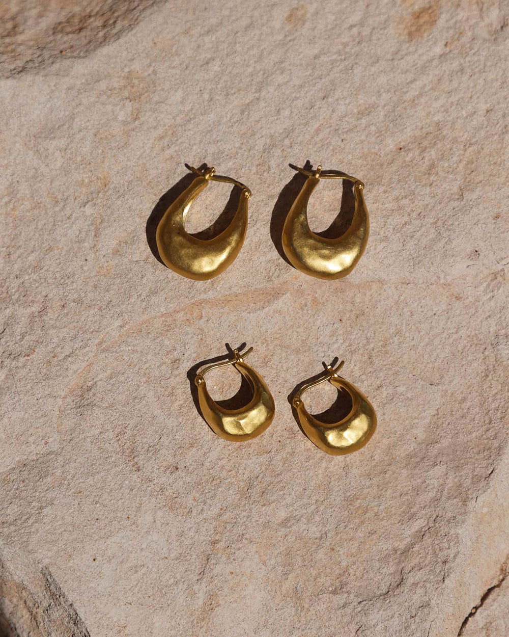 Kirstin Ash - Essence Hoops in Gold - Small