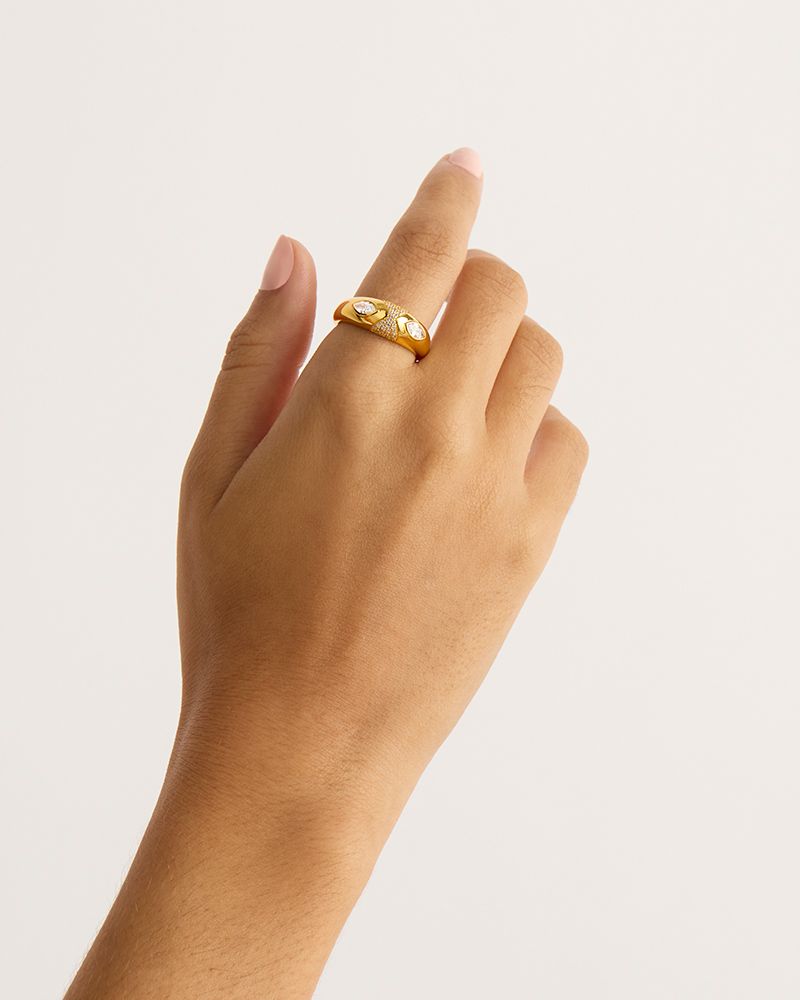 By Charlotte - Watchful Gaze Ring in Gold