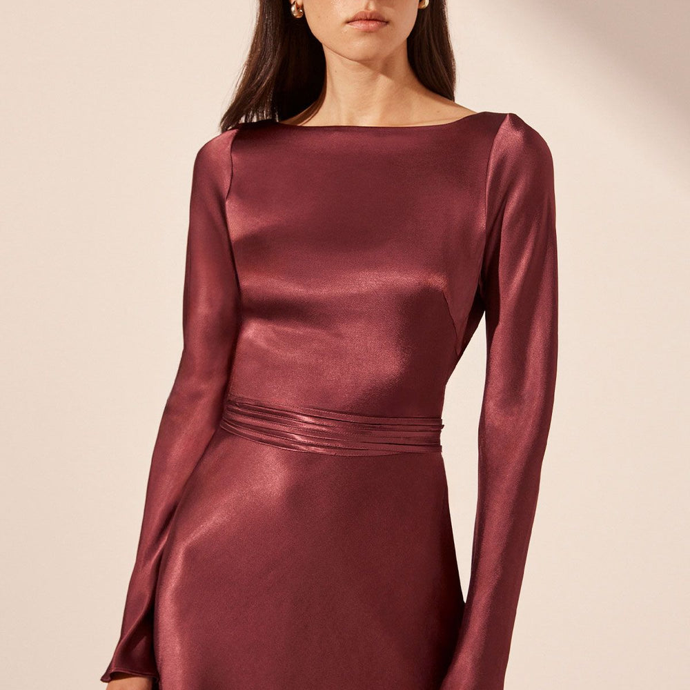 
                      
                        Shona Joy - Elia Long Sleeve Open Back Tie Mini Dress in Shiraz
                      
                    