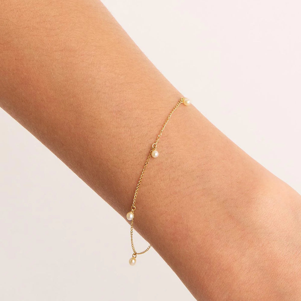 
                      
                        By Charlotte - 14k Gold Peace Lover Bracelet
                      
                    