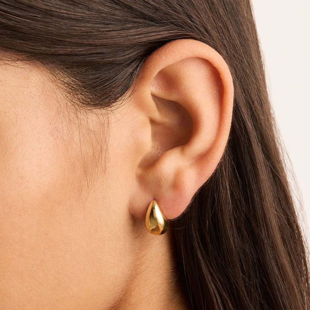 By Charlotte - Made of Magic Small Earrings in Gold