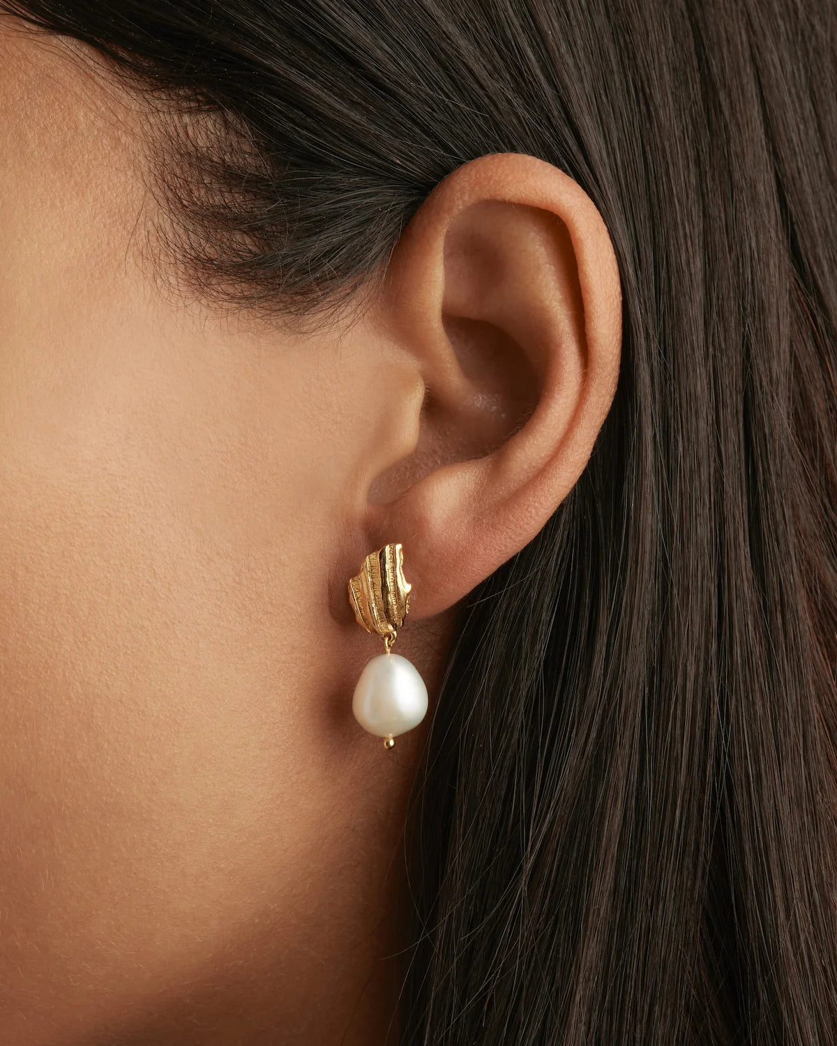 By Charlotte - Moonlit Tides Pearl Drop Earrings in Gold