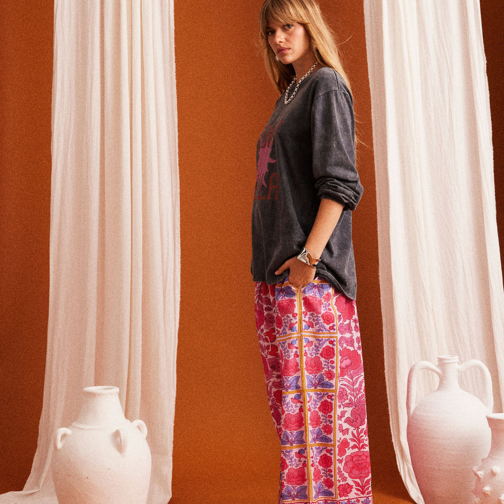 
                      
                        Kinga Csilla - Kaaleen Border Print Pant
                      
                    