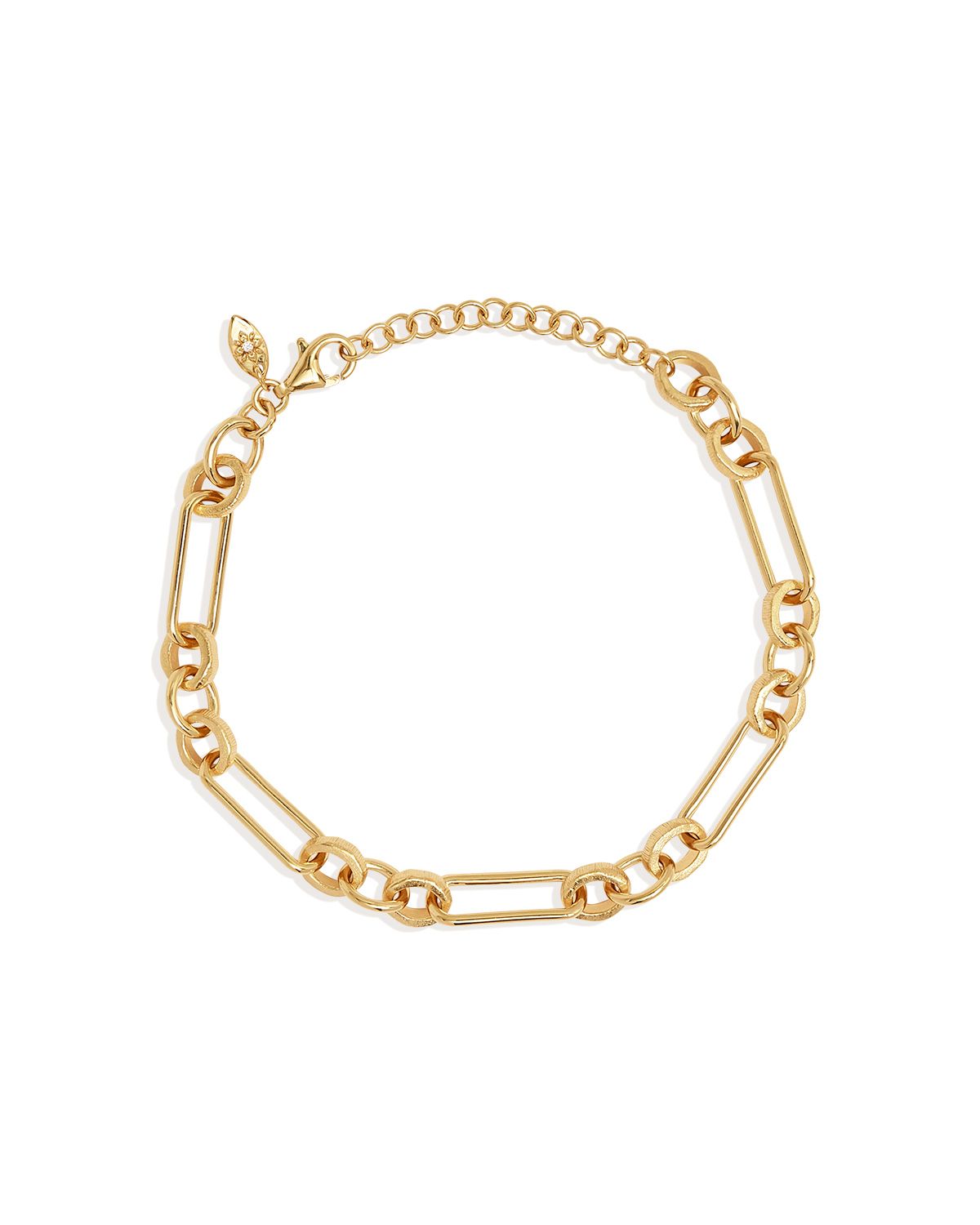 By Charlotte - Shield Bracelet in Gold