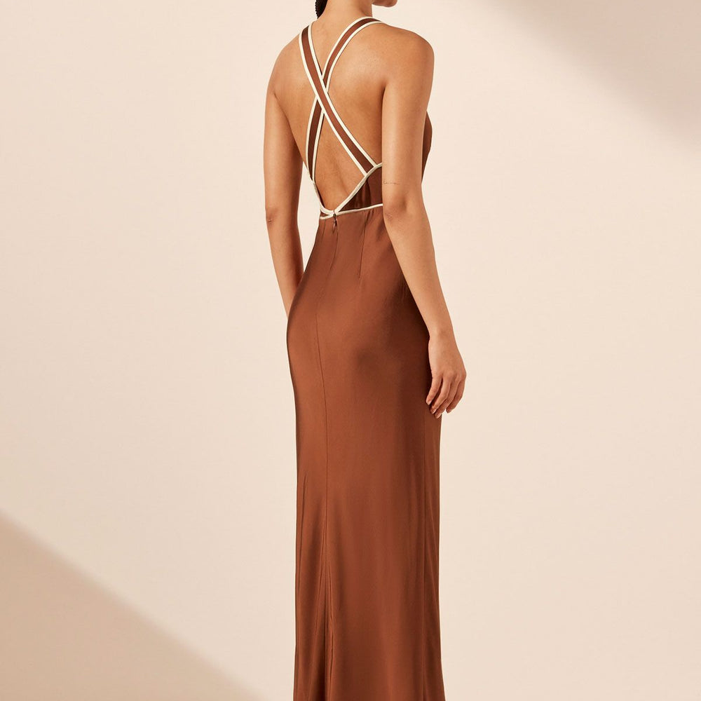 Shona Joy - Belkis Contrast Plunged Cross Back Maxi Dress in Chocolate/ Ivory