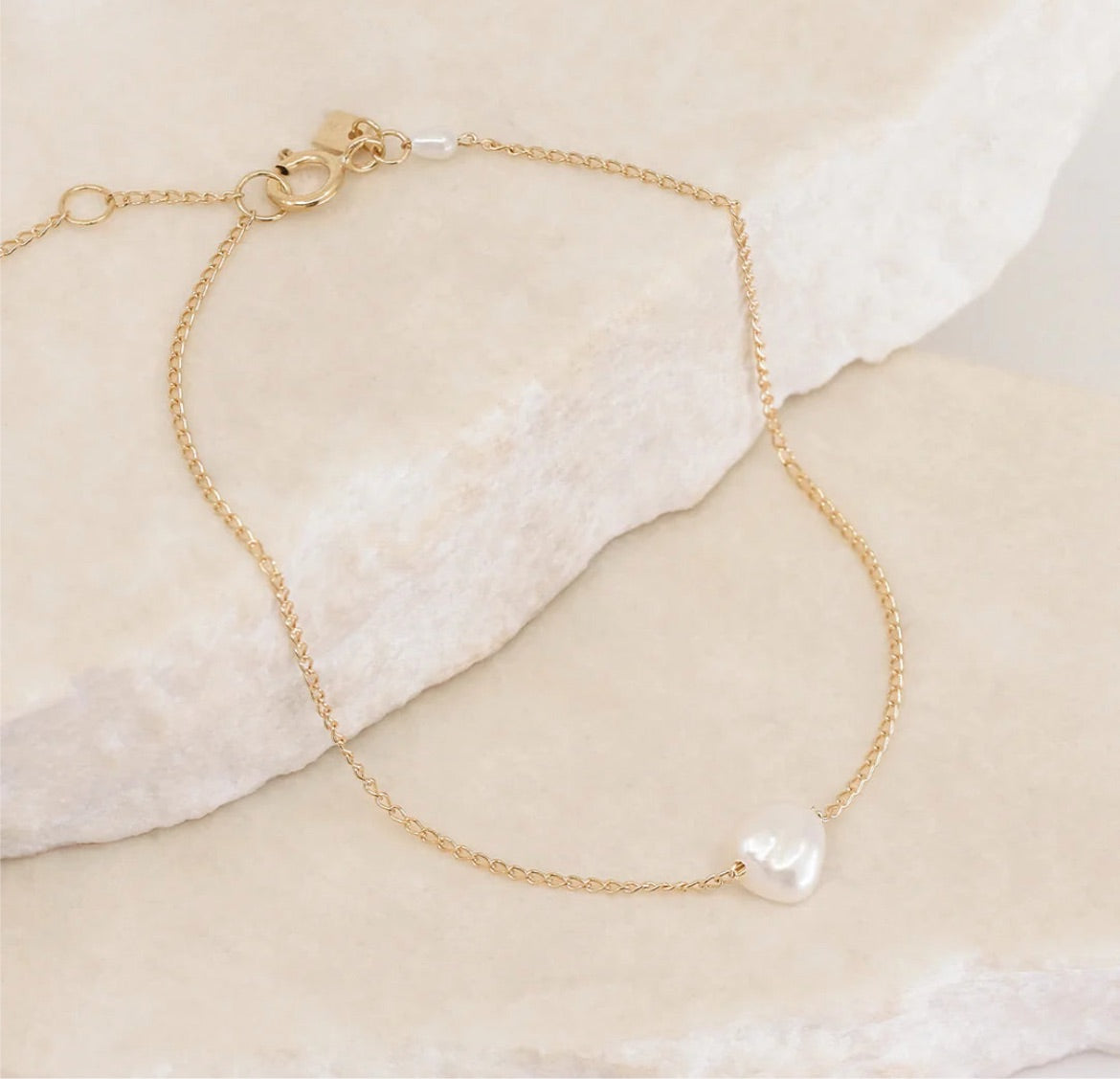 By Charlotte - 14k Gold Tranquility Bracelet